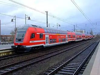 S-Bahn trein op Dresden Hauptbahnhof