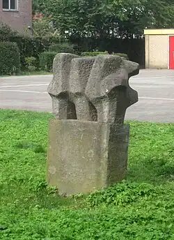 Drie zittende figuren (1968), Utrecht