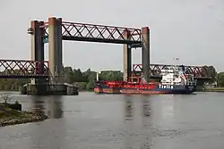 De Spijkenisserbrug in geopende toestand