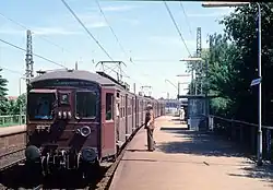 S-togstel van de eerste generatie in het station in 1978.