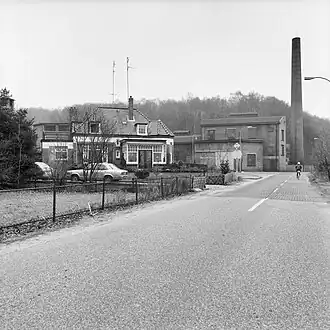 Het voormalige tolhuis op de meest oostelijke hoek van de Fonteinallee (1980)