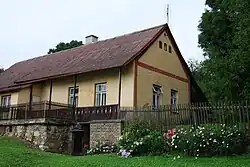 Huis in het dorp (2014)