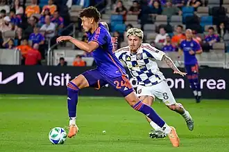 Luna (rechts) in 2025 als speler van Real Salt Lake