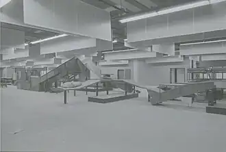 Een van de sorteerhallen vlak voor de opening (1978)
