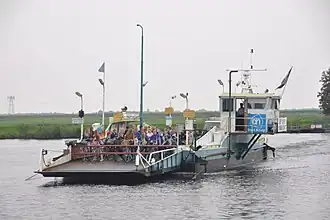 De pont zet veel scholieren over (2014)