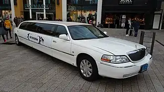 De limousine van Het Familiediner op Plein 1944 in Nijmegen