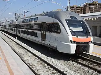 Een Stadler KISS van de ADY