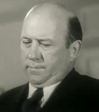 Kennedy in 'Everything's on Ice' (1939)