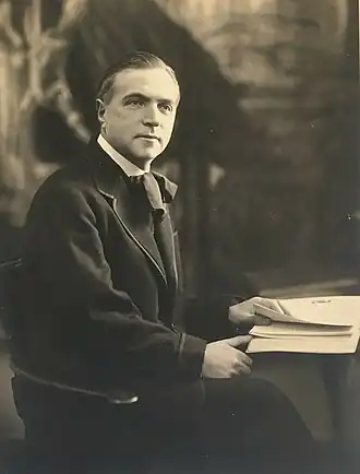 Edmond Fleg gefotografeerd door Henri Manuel, ca. 1930.