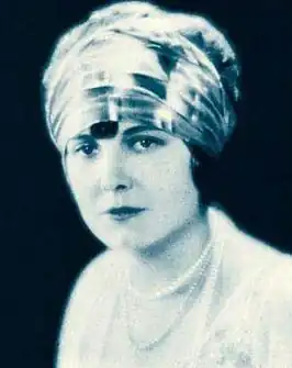 Edna Purviance (1924)