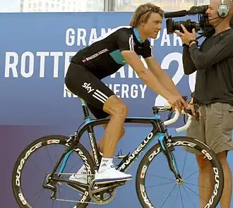 De Noor Edvald Boasson Hagen met een Pinarello.