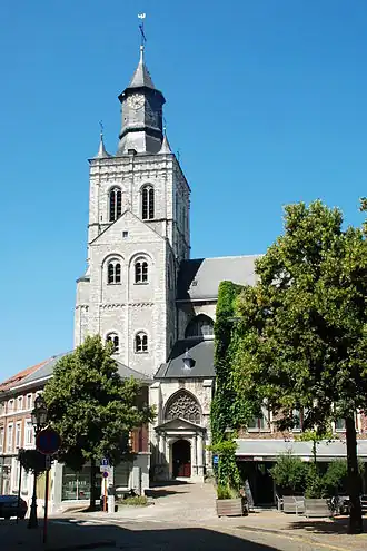 Gezicht op de Sint-Germanuskerk