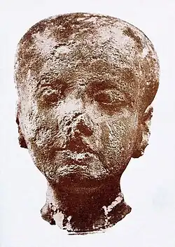 Mogelijk het hoofd van een beeld van Anchesenpaaton (ca. 1330 v. Chr.), MNW