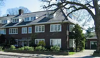 Parklaan 15-17, waar het Lorentz Lyceum begon