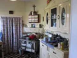 Keuken met cuisinière