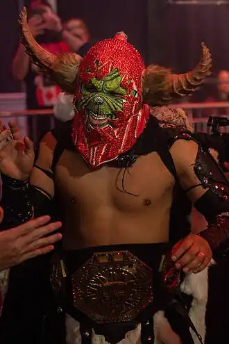 El Hijo del Vikingo met het huidige riemontwerp.