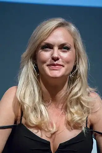 Elaine Hendrix in 2015