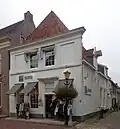 Hoekpand Smeesteeg. Huis met lijstgevel