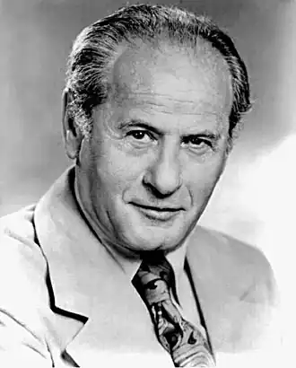 Eli Wallach (1966)