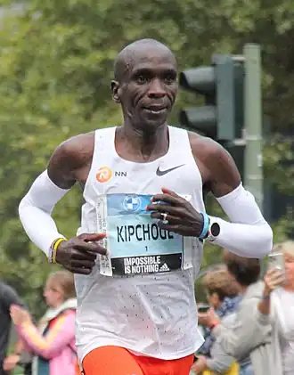 Kipchoge tijdens de marathon van Berlijn in 2022.