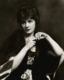 Actrice Elsie Ferguson, 1917