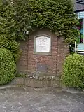 Monument bij het gemeentehuis
