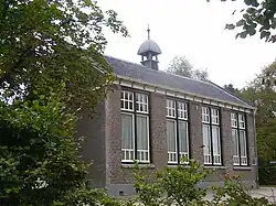 Schoolgebouw, gemeentelijk monument