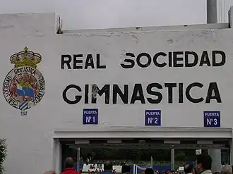 Ingang van het stadion El Malecón