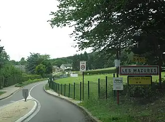 Ingang van het plaatsje