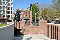 Entree fietsenstalling aan de Weteringschans, kort na de opening (mei 2021).