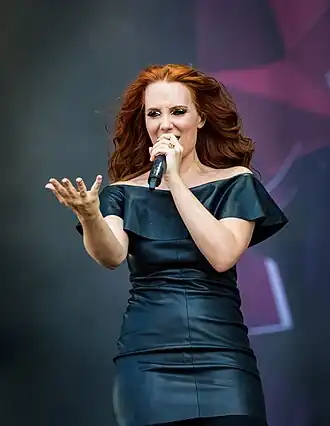 Simone Simons