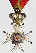 Kruis IIIe Klasse met kroon