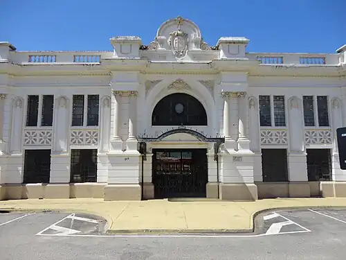 Trein station (foto: Renan Rangel Camargo)