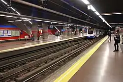 Sporen en perrons van lijn 4