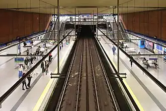 Sporen en perrons van lijn 6