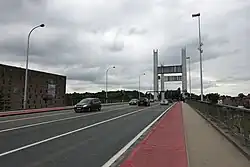 Europabrug met links het gebouw Cantecleer (Watersite-project) en Domein Drie Fonteinen in de achtergrond