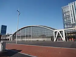 Voorgevel van de monumentale Europahal