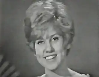 Marjorie Noël tijdens het Eurovisiesongfestival 1965