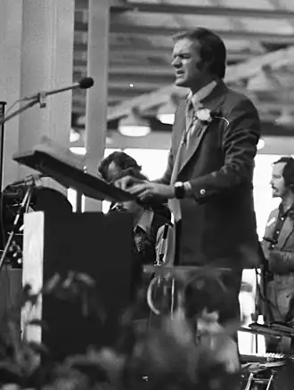 Ben Hoekendijk tijdens een One Way Day in de Julianahal in Utrecht (1975)