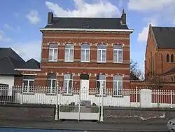 Pastorie Belzele (ten westen van de kerk)