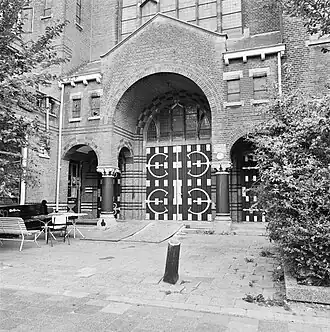 Buitenportaal van de Westerkerk