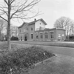 Station Delden straatzijde in 1988