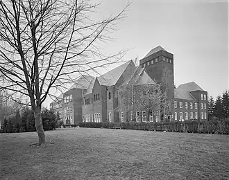 Het Carmellyceum in 1988