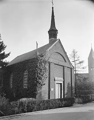 Het Leopoldskerkje kort voor de sloop in 1965