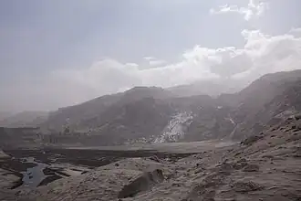 Eyjafjallajokull bedekt met as na de uitbarsting in 2010