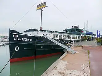 het schip in 2018 in de haven van Mariehamn
