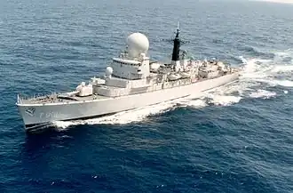 Nederlands fregat Hr.Ms. Tromp met de radome duidelijk herkenbaar