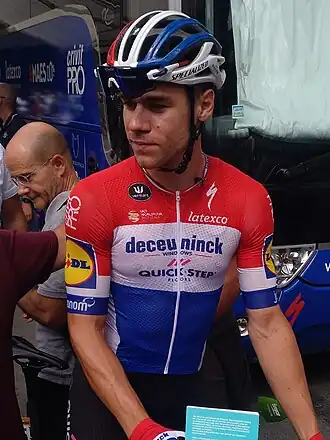 Fabio Jakobsen in de Nederlandse kampioenstrui voorafgaand aan de 13e etappe van de Vuelta 2019