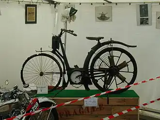 Een Félix Millet motorfiets uit 1897