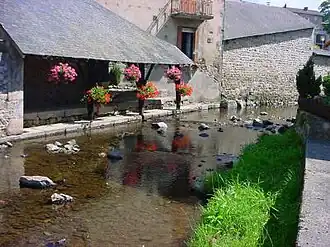 Het washuis van Ferrières-sur-Sichon